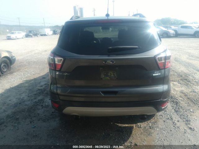 1FMCU9GD8JUA10747 Ford ESCAPE SE