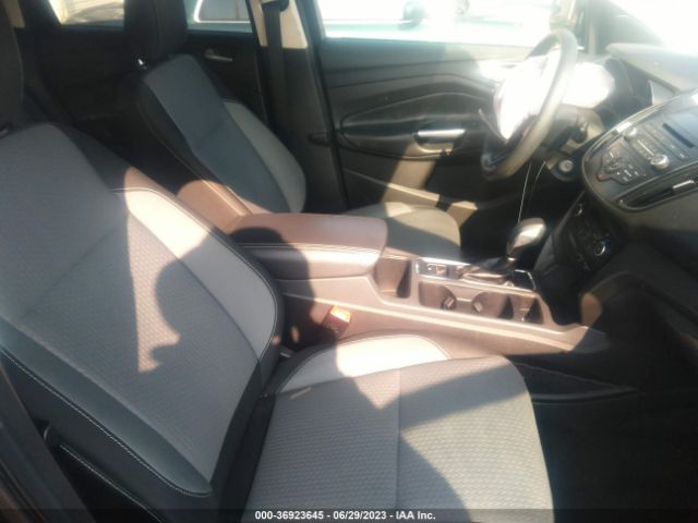 1FMCU9GD8JUA10747 Ford ESCAPE SE