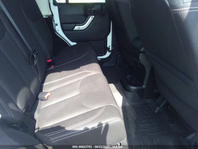 1C4BJWFG1FL746011 Jeep Wrangler Unlimited Rubicon