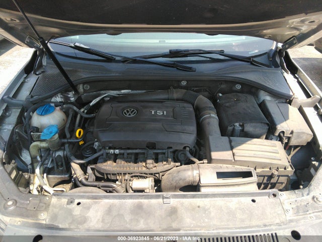 1VWAS7A38EC110264 Volkswagen Passat Wolfsburg Ed