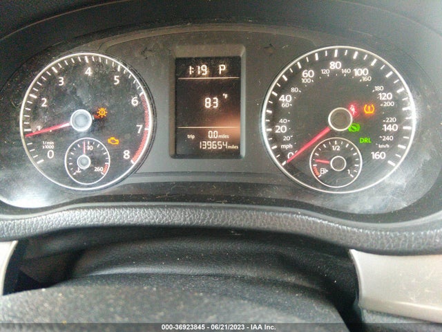1VWAS7A38EC110264 Volkswagen Passat Wolfsburg Ed