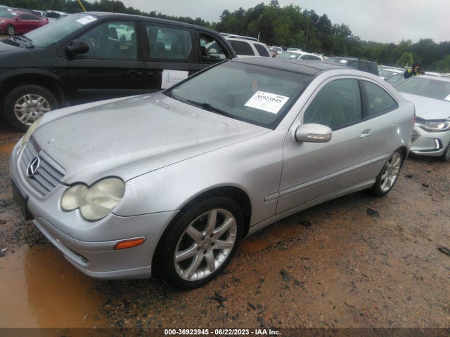 2002 MERCEDES-BENZ C CLASS VIN: WDBRN47J52A270254