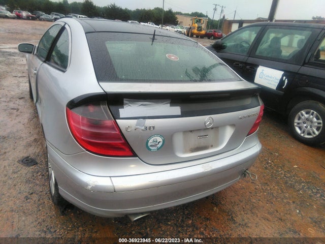 2002 MERCEDES-BENZ C CLASS VIN: WDBRN47J52A270254