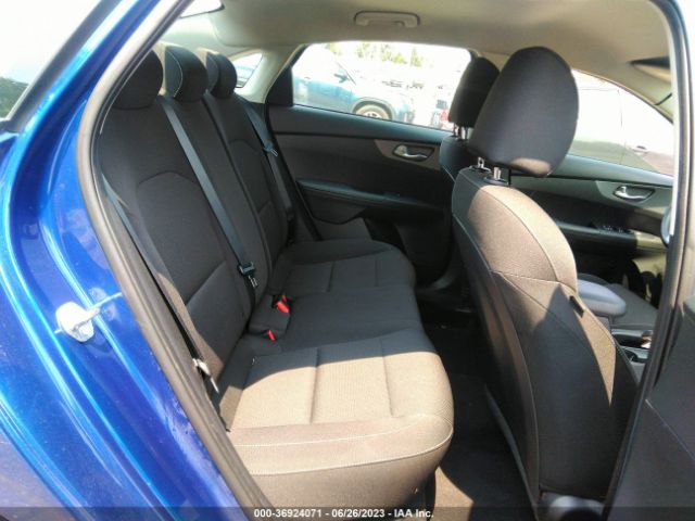3KPF24AD1ME305596 KIA Forte Lxs