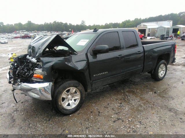 Chevrolet Silverado 1500 Lt 2018 1GCRCREC7JZ194383 Image 2