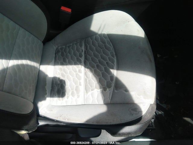 Chevrolet EQUINOX LS 2019 2GNAXHEV1K6131359 Image 5