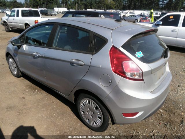 3FADP4TJ2JM125160 Ford FIESTA S