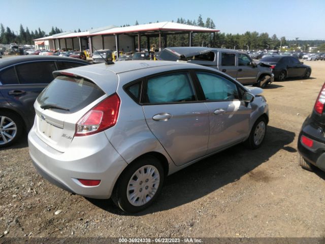 3FADP4TJ2JM125160 Ford FIESTA S