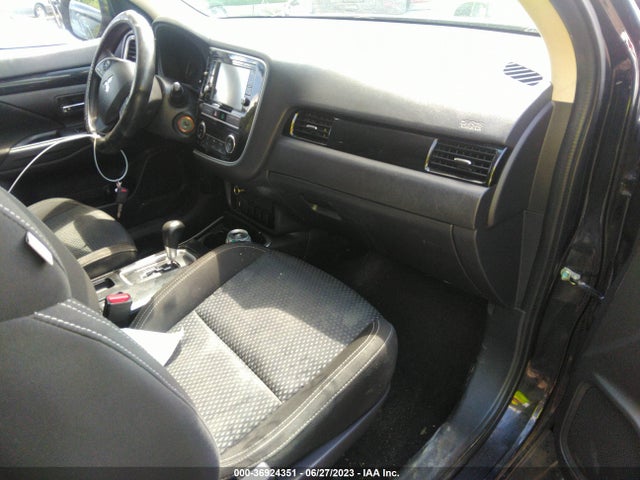 2019 MITSUBISHI OUTLANDER ES VIN: JA4AD2A30KZ003857