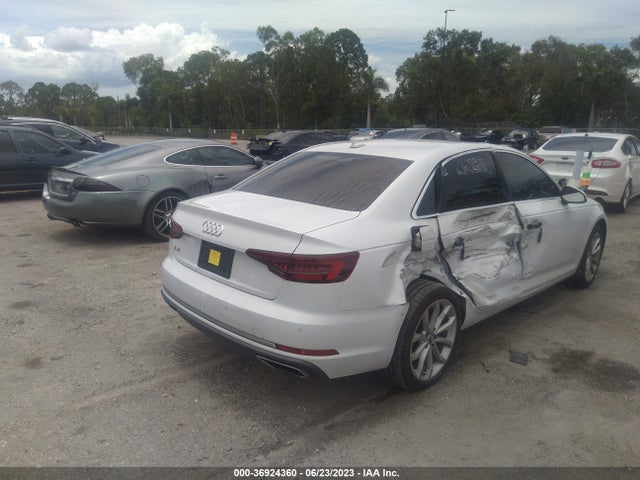 WAUHMAF42KA033888 Audi A4 Premium Plus