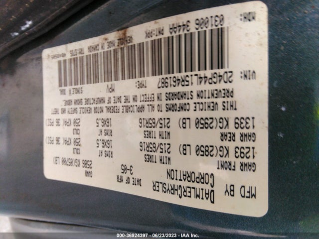 2005 DODGE GRAND CARAVAN SXT VIN: 2D4GP44L15R461987