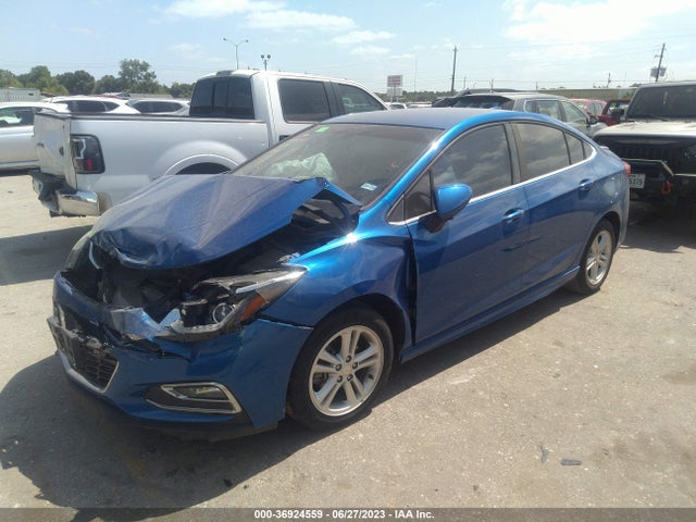 Chevrolet CRUZE LT 2017 1G1BE5SM3H7103223 Image 2