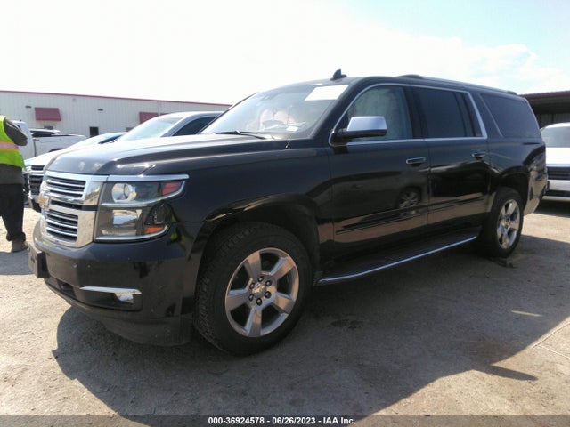 Chevrolet Suburban Premier 2020 1GNSCJKC0LR199412 Image 2