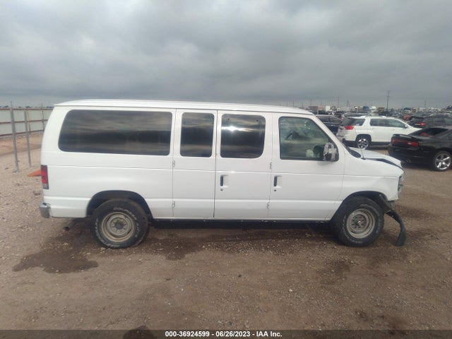 Ford E-350 Super Duty Xlt 2014 1FBNE3BL3EDB01635 Image 13