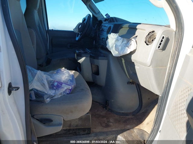 Ford E-350 Super Duty Xlt 2014 1FBNE3BL3EDB01635 Image 5