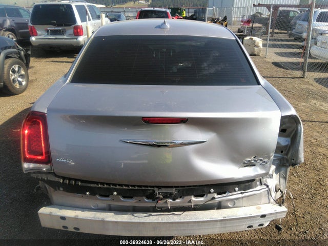 2C3CCAGG4JH226556 Chrysler 300 300s