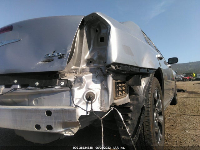 2C3CCAGG4JH226556 Chrysler 300 300s