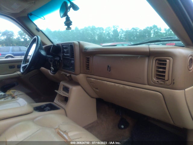 Продажа на аукционе авто 2000 Chevrolet Suburban 1500 Lt, vin: 3GNFK16T6YG118399, номер лота: 36924750