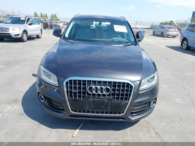WA1LFAFP0EA108121 Audi Q5 Premium Plus