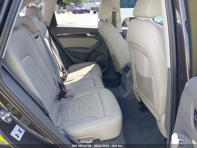 WA1LFAFP0EA108121 Audi Q5 Premium Plus
