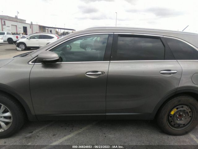 5XYPG4A59HG207147 KIA Sorento Lx V6