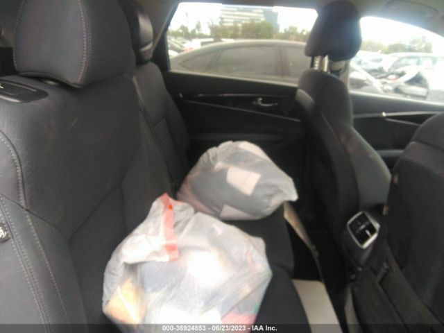 5XYPG4A59HG207147 KIA Sorento Lx V6