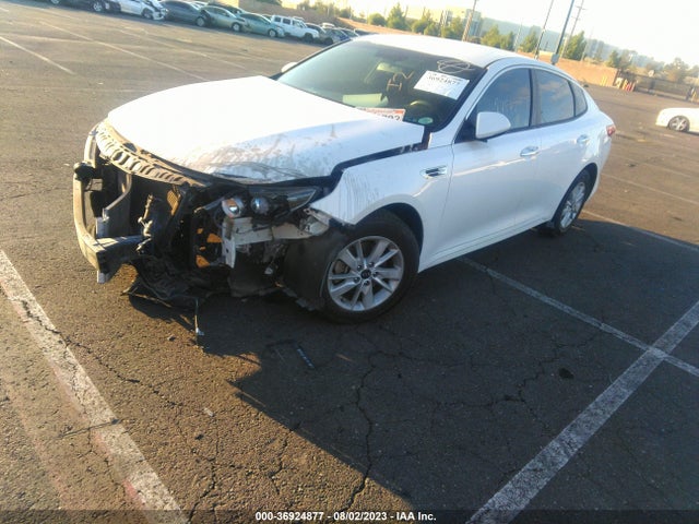 KIA Optima Lx 2016 KNAGT4L31G5086528 Image 2