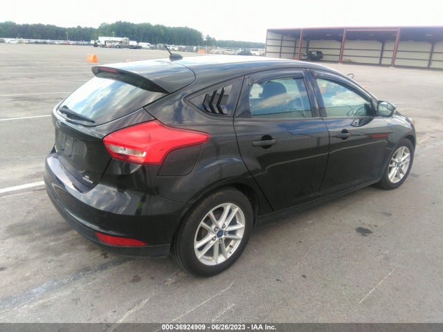 Ford FOCUS SE 2015 1FADP3K20FL244967 Image 4