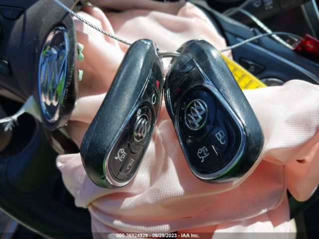 1G4ZR5SS9HU157423 Buick Lacrosse Premium