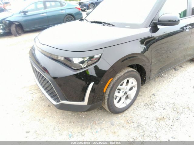 KNDJ23AU8P7850736 KIA SOUL LX