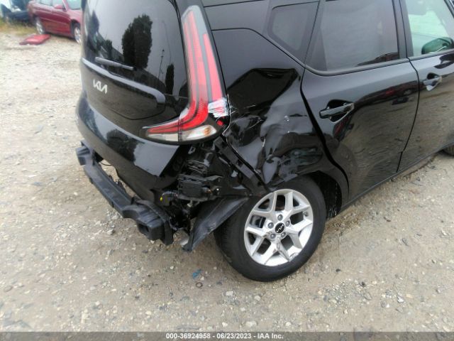 KNDJ23AU8P7850736 KIA SOUL LX