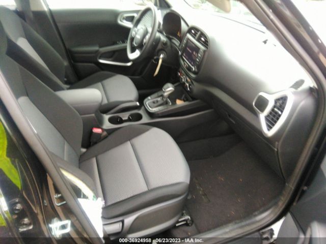 KNDJ23AU8P7850736 KIA SOUL LX