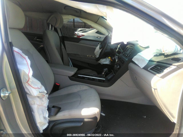 Hyundai Sonata 2.4l 2017 5NPE24AF7HH575589 Image 6