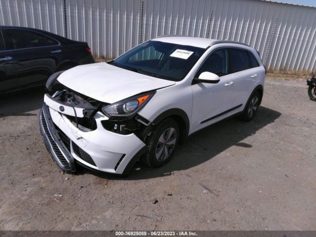 KNDCB3LC9H5051638 KIA NIRO LX