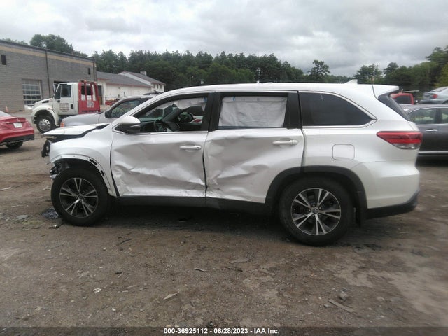 Toyota Highlander Le 2019 5TDBZRFH1KS953767 Image 7