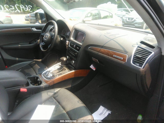 WA1DGAFP2EA065144 Audi Q5 Premium Plus