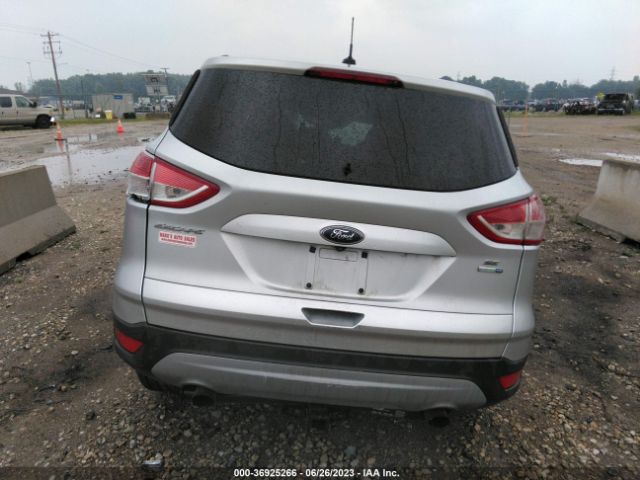 1FMCU9GX8EUC60585 Ford ESCAPE SE
