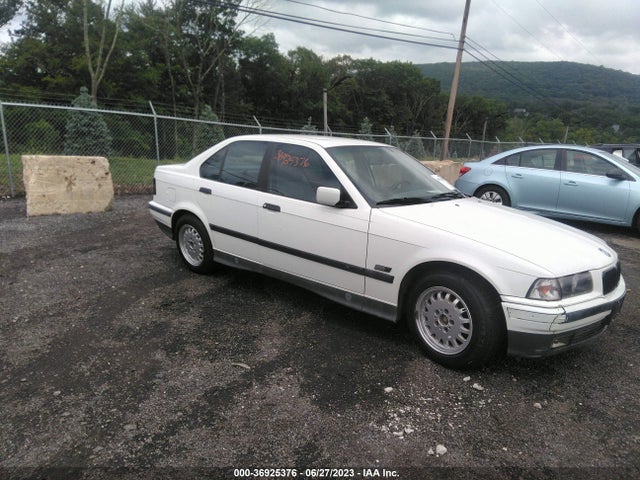 1994 BMW 325 I AUTOMATIC VIN: WBACB4322RFM01648