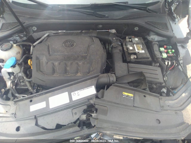 1VWLA7A3XKC003790 Volkswagen Passat 2.0t Wolfsburg Edition