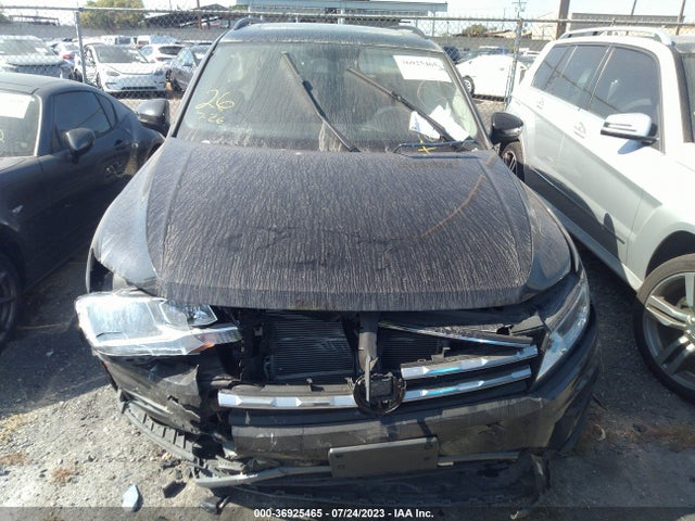 3VV3B7AXXLM098596 Volkswagen Tiguan Se/sel/se R-line Black