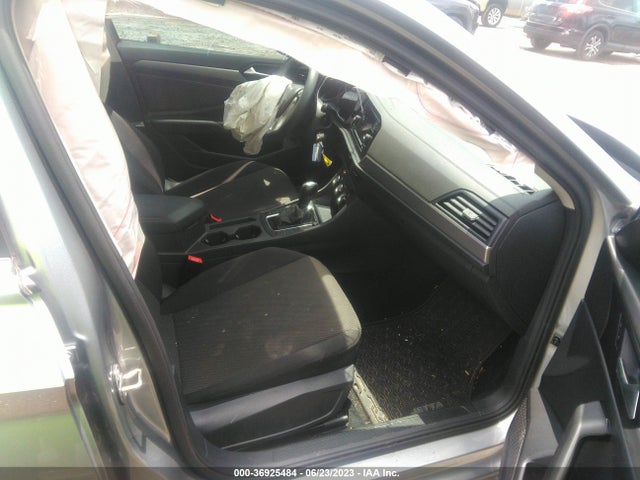 3VWC57BU8KM198105 Volkswagen Jetta S/se/r-line