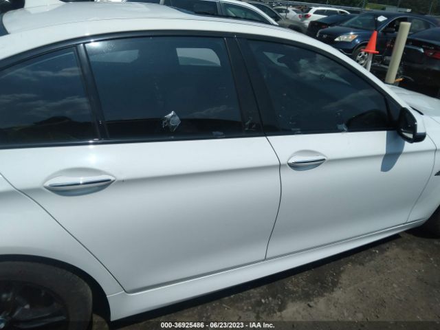 WBA5A5C57FD519584 BMW 5 Series 528i
