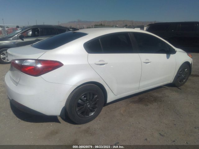 KNAFX4A6XF5422799 KIA FORTE LX