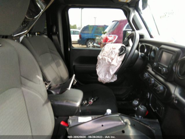 1C4GJXAGXMW856585 Jeep Wrangler Sport