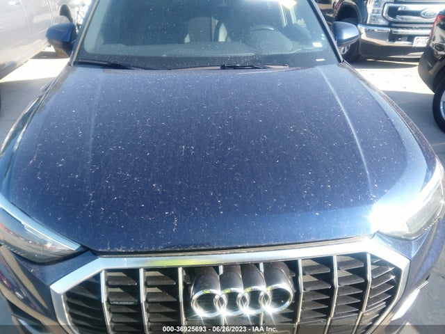WA1AUCF31M1061895 Audi Q3 PREMIUM
