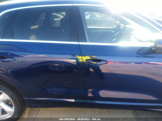 WA1AUCF31M1061895 Audi Q3 PREMIUM