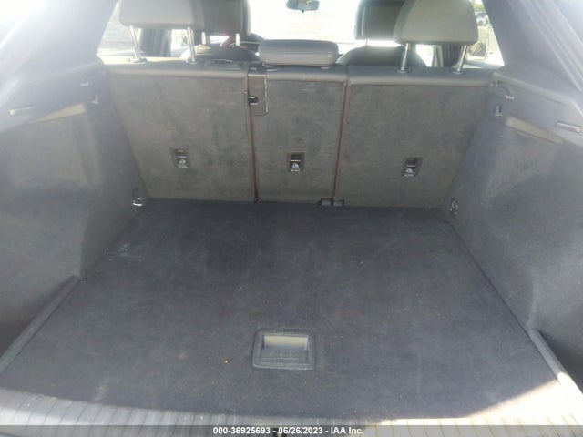 WA1AUCF31M1061895 Audi Q3 PREMIUM