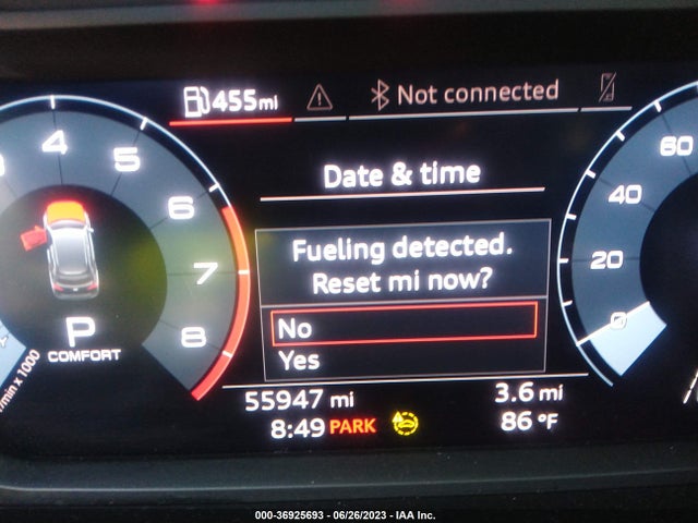 WA1AUCF31M1061895 Audi Q3 PREMIUM