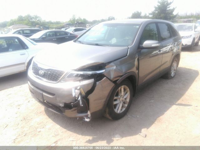 5XYKT3A63EG454183 KIA SORENTO LX