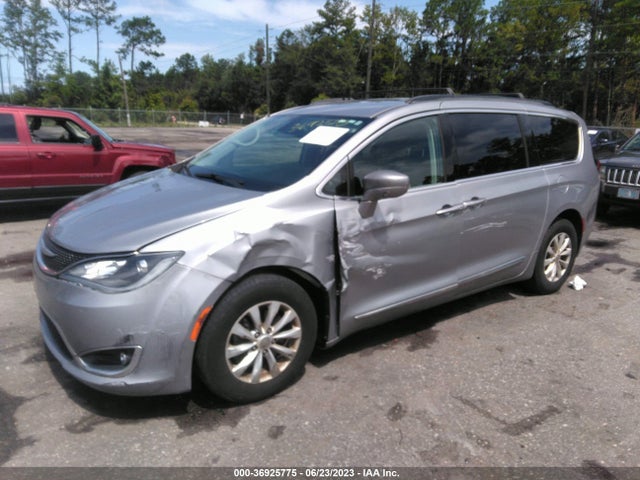 2C4RC1BG4HR613853 Chrysler Pacifica Touring-l